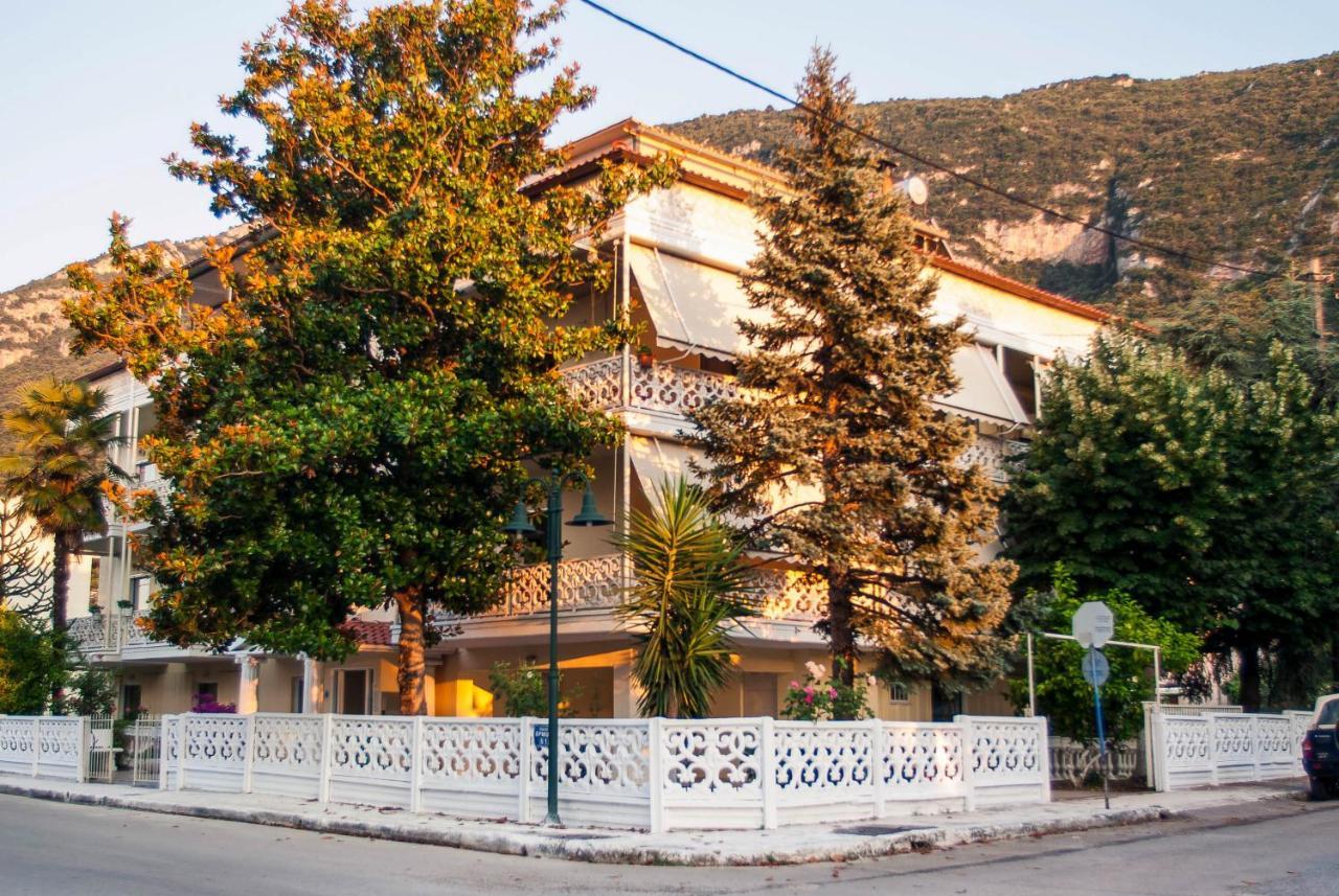 Ronzi Apartments Камена Вурла Екстериор снимка