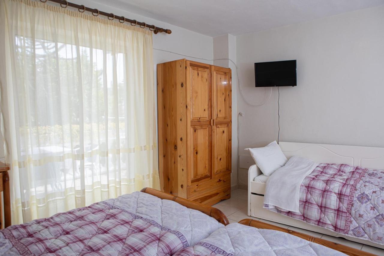 Ronzi Apartments Камена Вурла Екстериор снимка