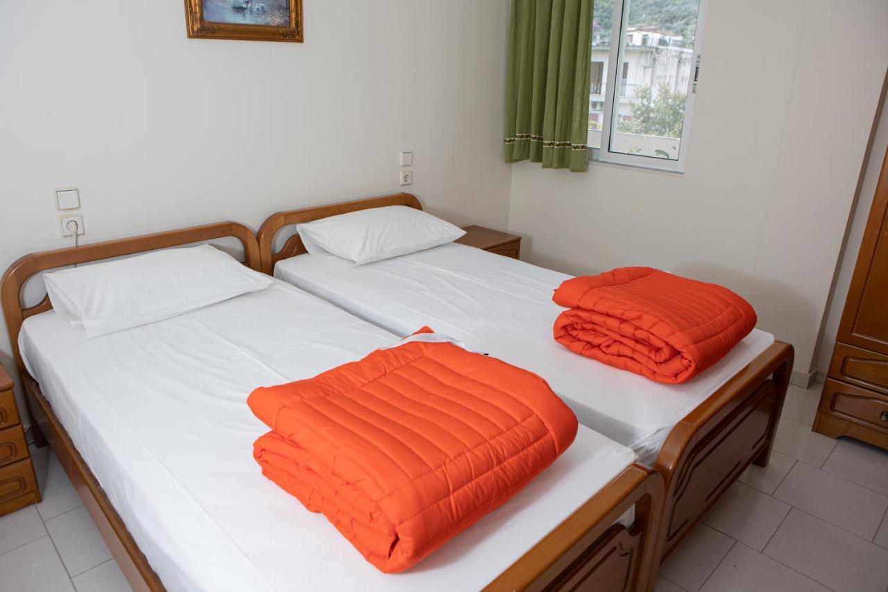 Ronzi Apartments Камена Вурла Екстериор снимка